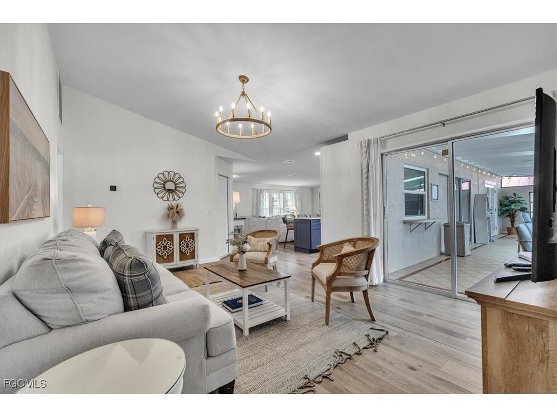 1113 SE 17th Street Cape Coral FL 33990 2025018950 image18