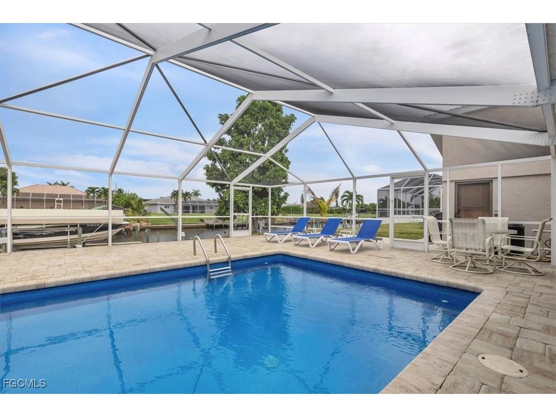 1113 SE 17th Street Cape Coral FL 33990 2025018950 image2