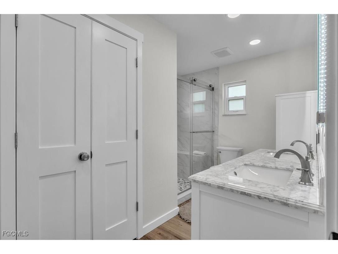 1113 SE 17th Street Cape Coral FL 33990 2025018950 image25