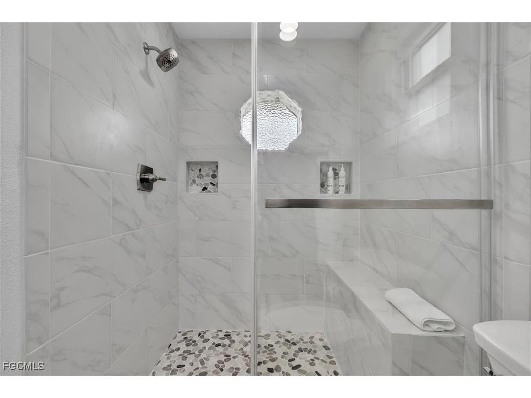 1113 SE 17th Street Cape Coral FL 33990 2025018950 image28