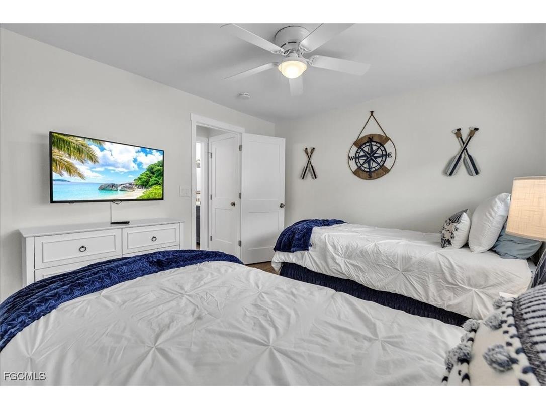 1113 SE 17th Street Cape Coral FL 33990 2025018950 image35