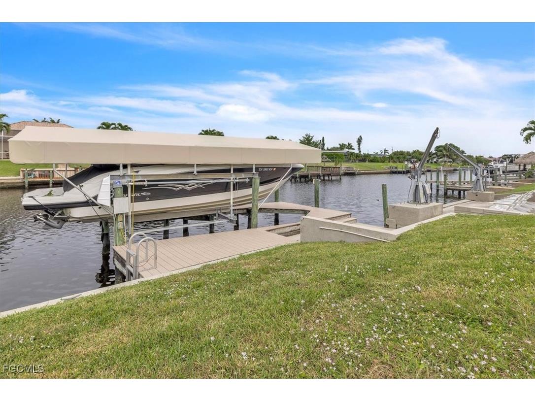 1113 SE 17th Street Cape Coral FL 33990 2025018950 image45