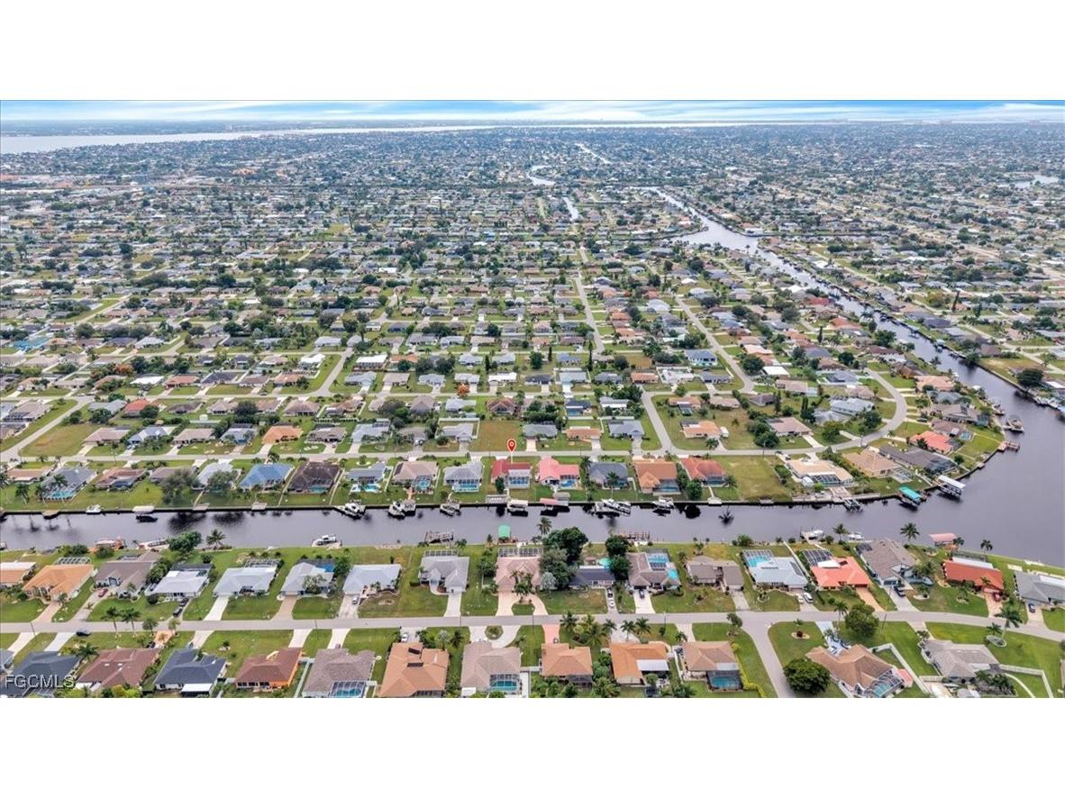 1113 SE 17th Street Cape Coral FL 33990 2025018950 image47