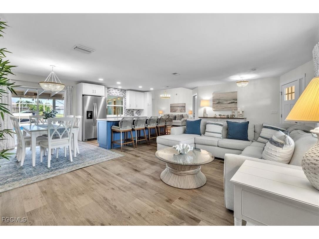 1113 SE 17th Street Cape Coral FL 33990 2025018950 image8