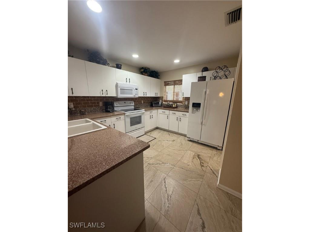 1113 SE 20th Court Cape Coral FL 33990 2025001900 image5