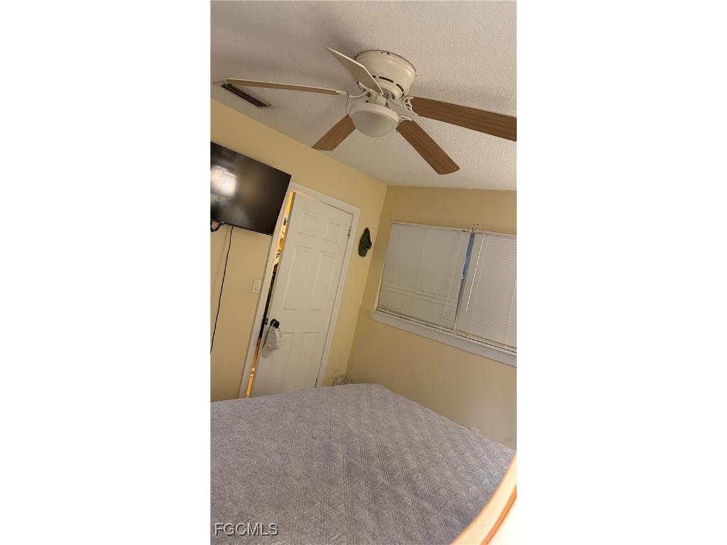 1113 Vineyard Place Lehigh Acres FL 33936 2025016979 image4