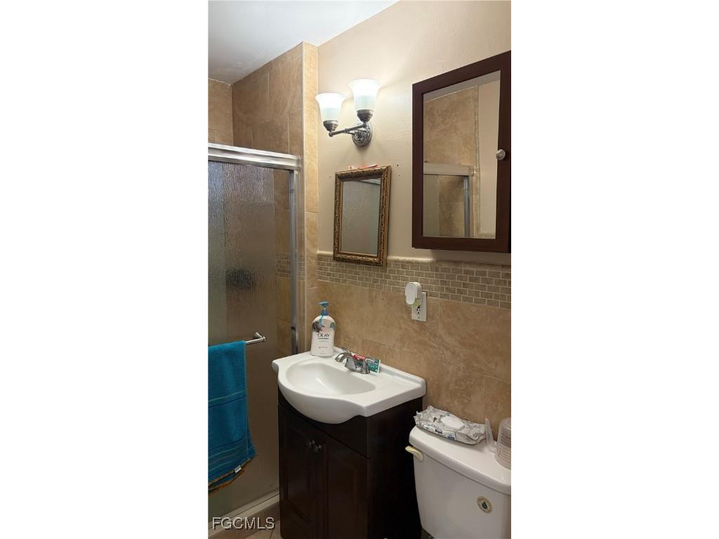 1113 Vineyard Place Lehigh Acres FL 33936 2025016979 image6