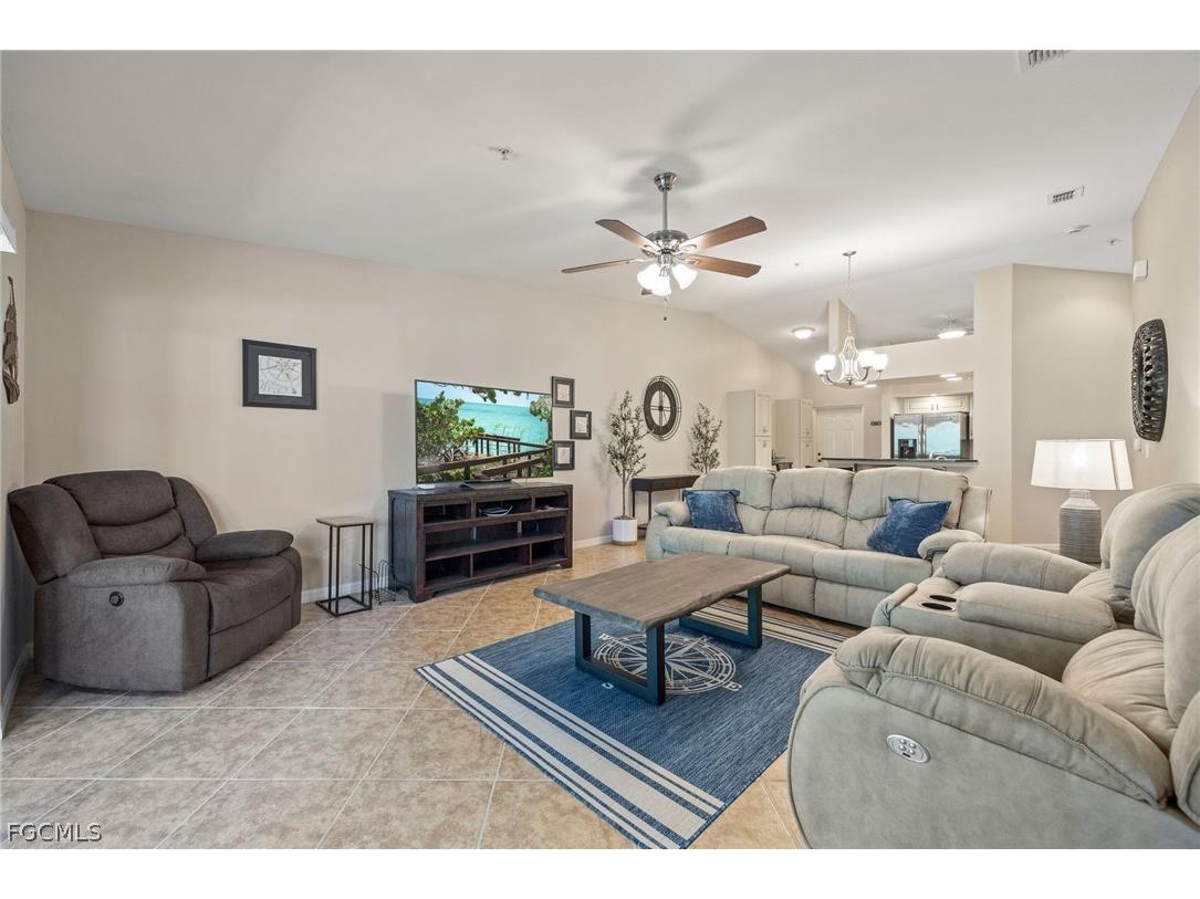 1113 Winding Pines Circle #203 Cape Coral FL 33909 2026007800 image17