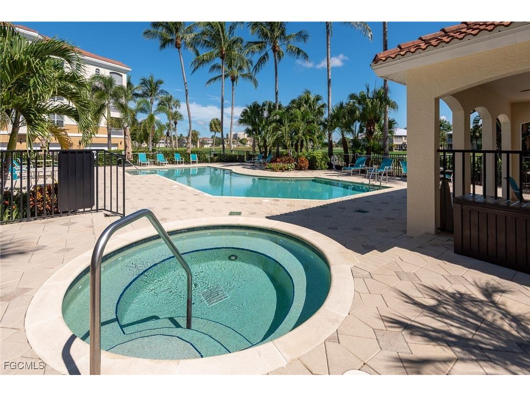 11130 Harbour Yacht Court #13B Fort Myers FL 33908 2025009202 image20