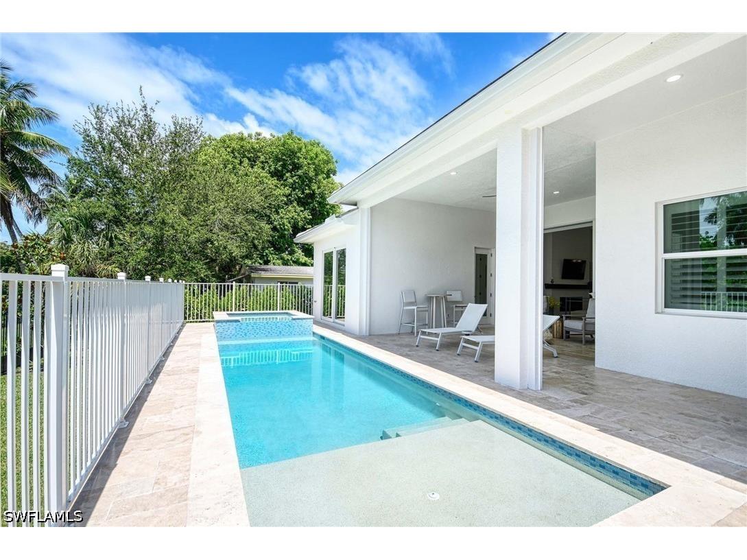 1114 6th Lane N Naples FL 34102 226021145 image29
