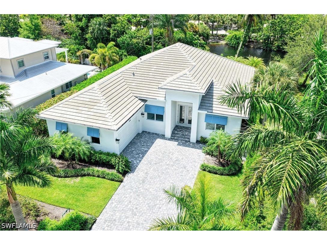 1114 6th Lane N Naples FL 34102 226021145 image32