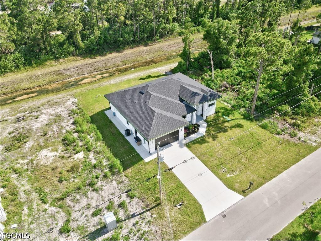 1114 Bari Street E Lehigh Acres FL 33974 2026024353 image42