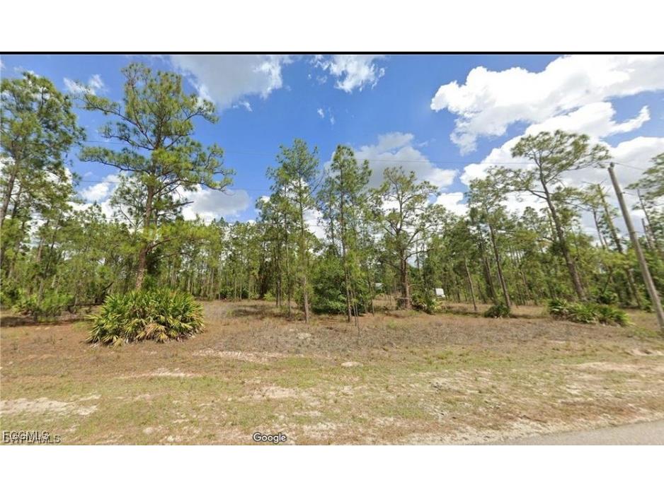 1114 Moore Avenue Lehigh Acres FL 33972 2025007490 image4