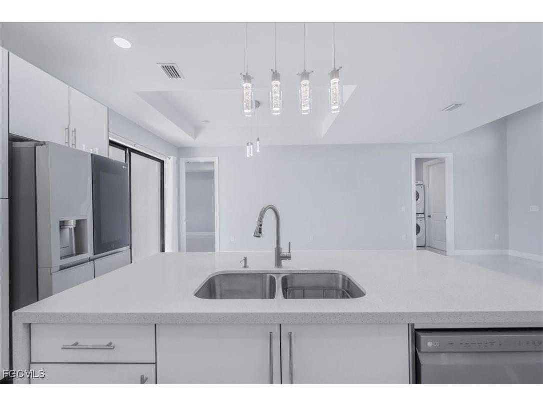 1114 NE 7th Avenue Cape Coral FL 33909 2026004070 image15