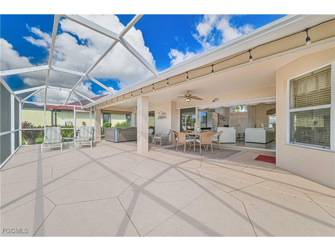 1114 SE 21st Terrace Cape Coral FL 33990 2025016605 image13