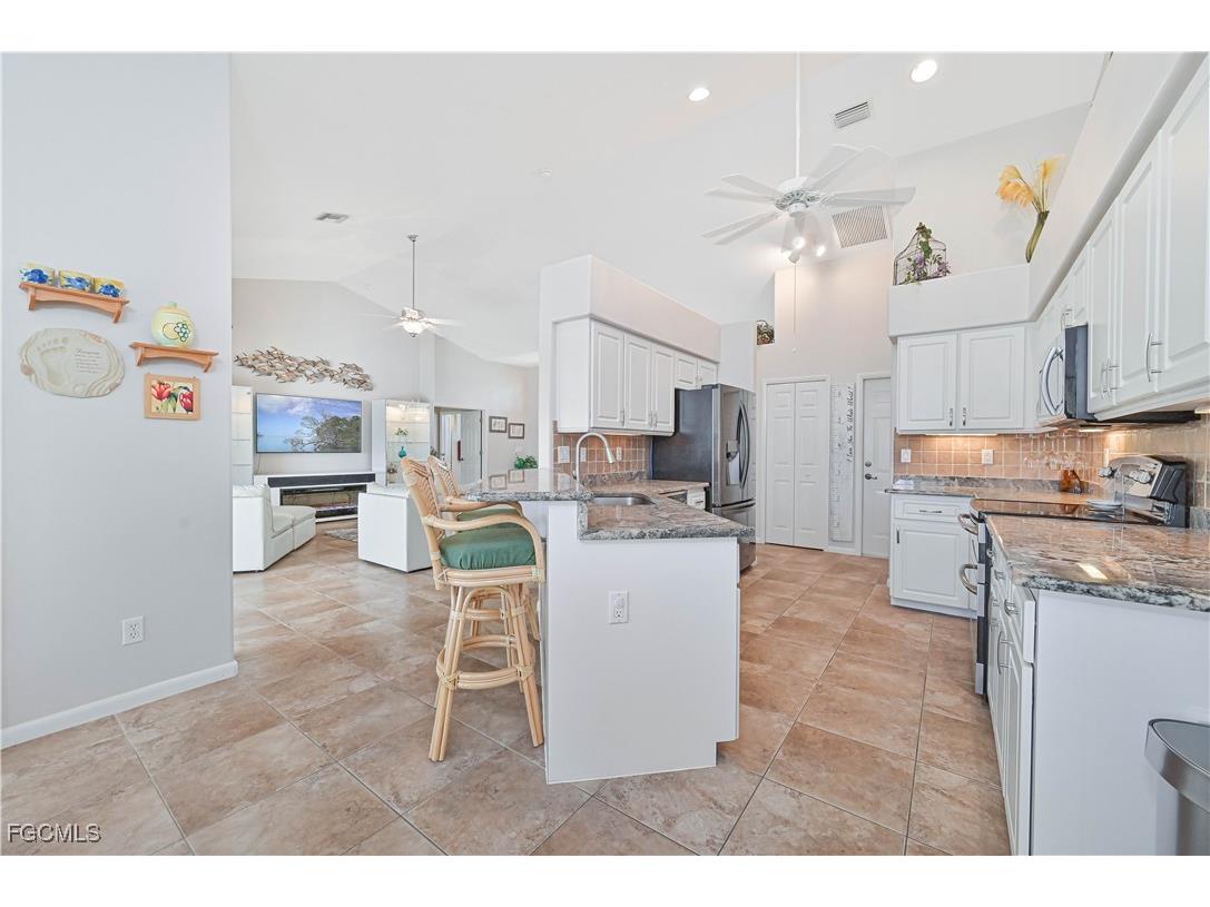 1114 SE 21st Terrace Cape Coral FL 33990 2025016605 image25