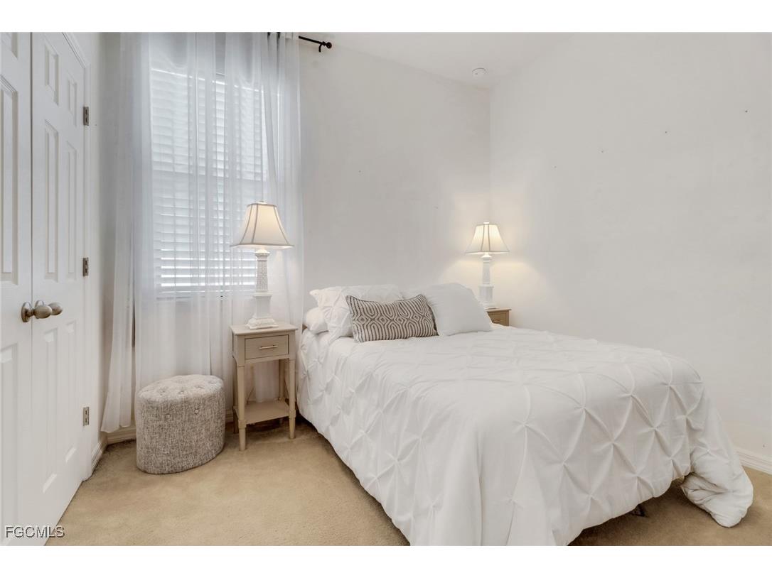 1114 SW Trafalgar Parkway Cape Coral FL 33991 2025003821 image13