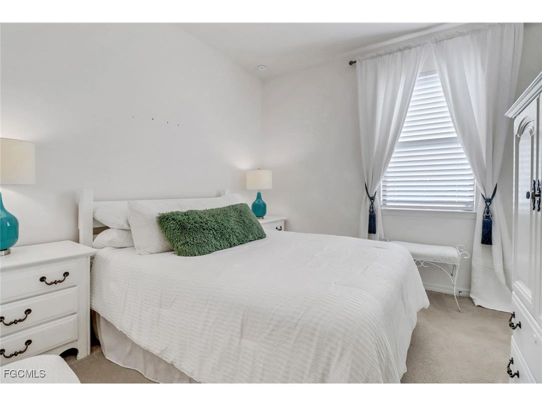 1114 SW Trafalgar Parkway Cape Coral FL 33991 2026000042 image15