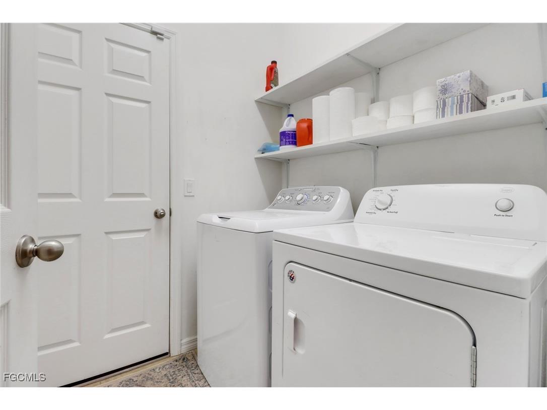 1114 SW Trafalgar Parkway Cape Coral FL 33991 2026000042 image16