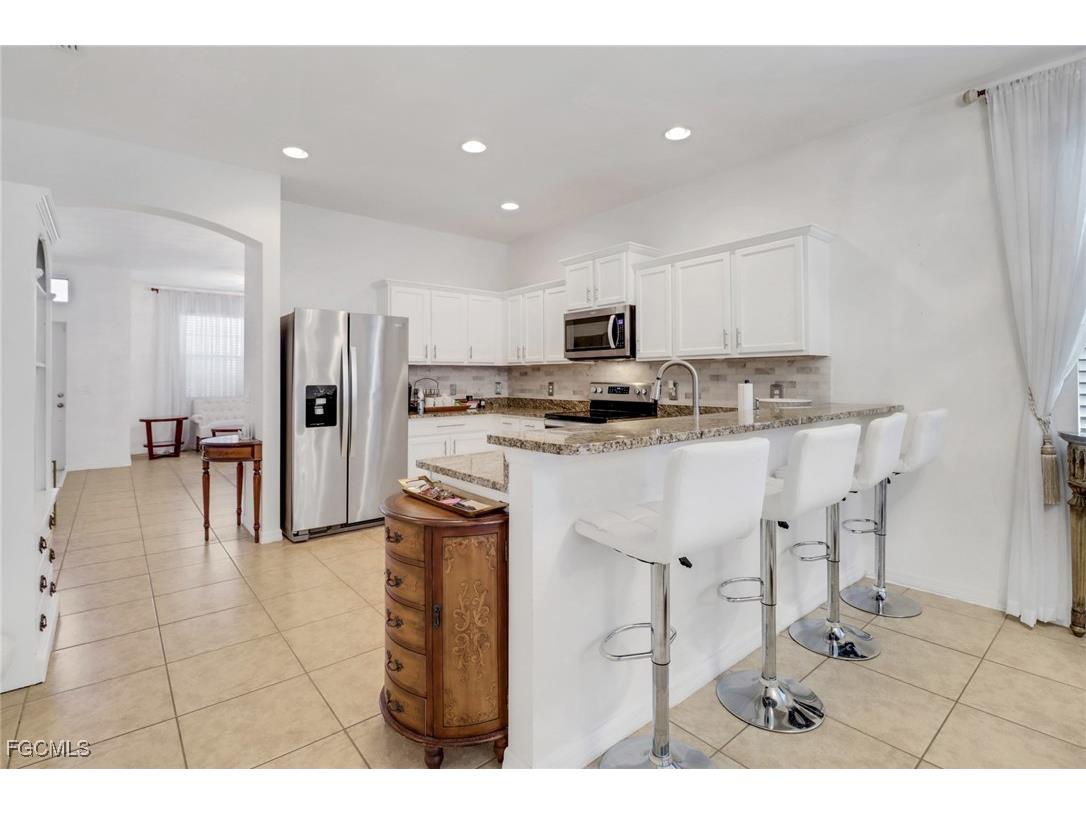 1114 SW Trafalgar Parkway Cape Coral FL 33991 2026000042 image3