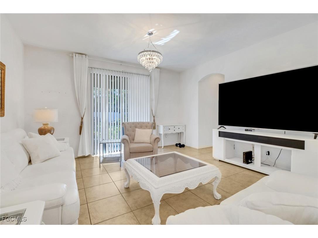 1114 SW Trafalgar Parkway Cape Coral FL 33991 2026000042 image8