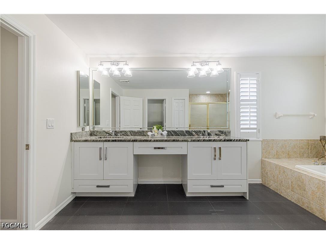 11141 Lakeland Circle Fort Myers FL 33913 2026022038 image19