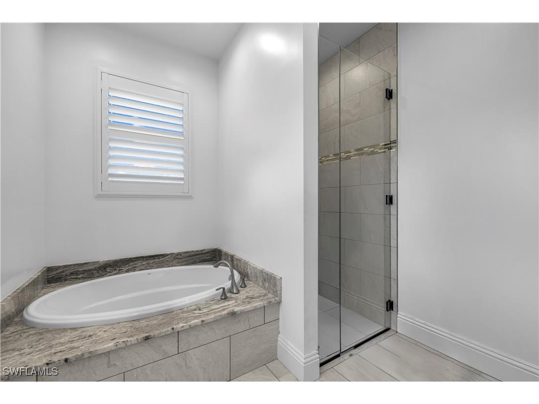 11141 Palmetto Ridge Drive Naples FL 34110 226005706 image8