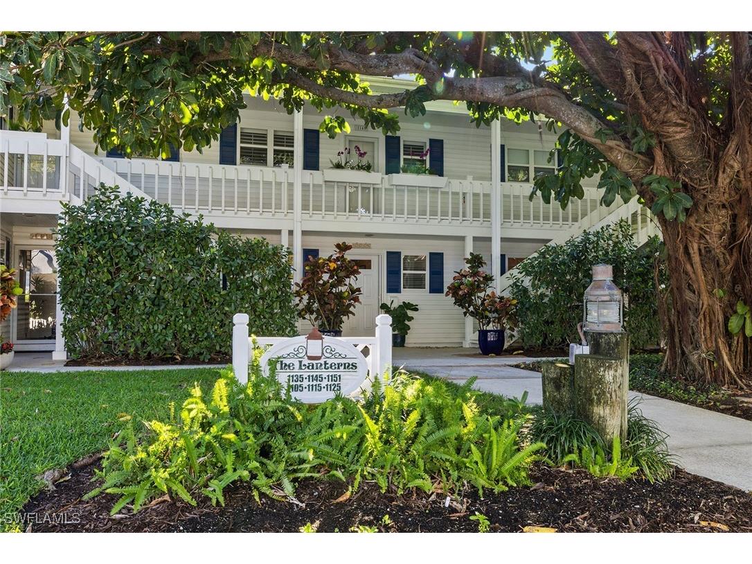 1115 4th Street S #2 Naples FL 34102 225027635 image1