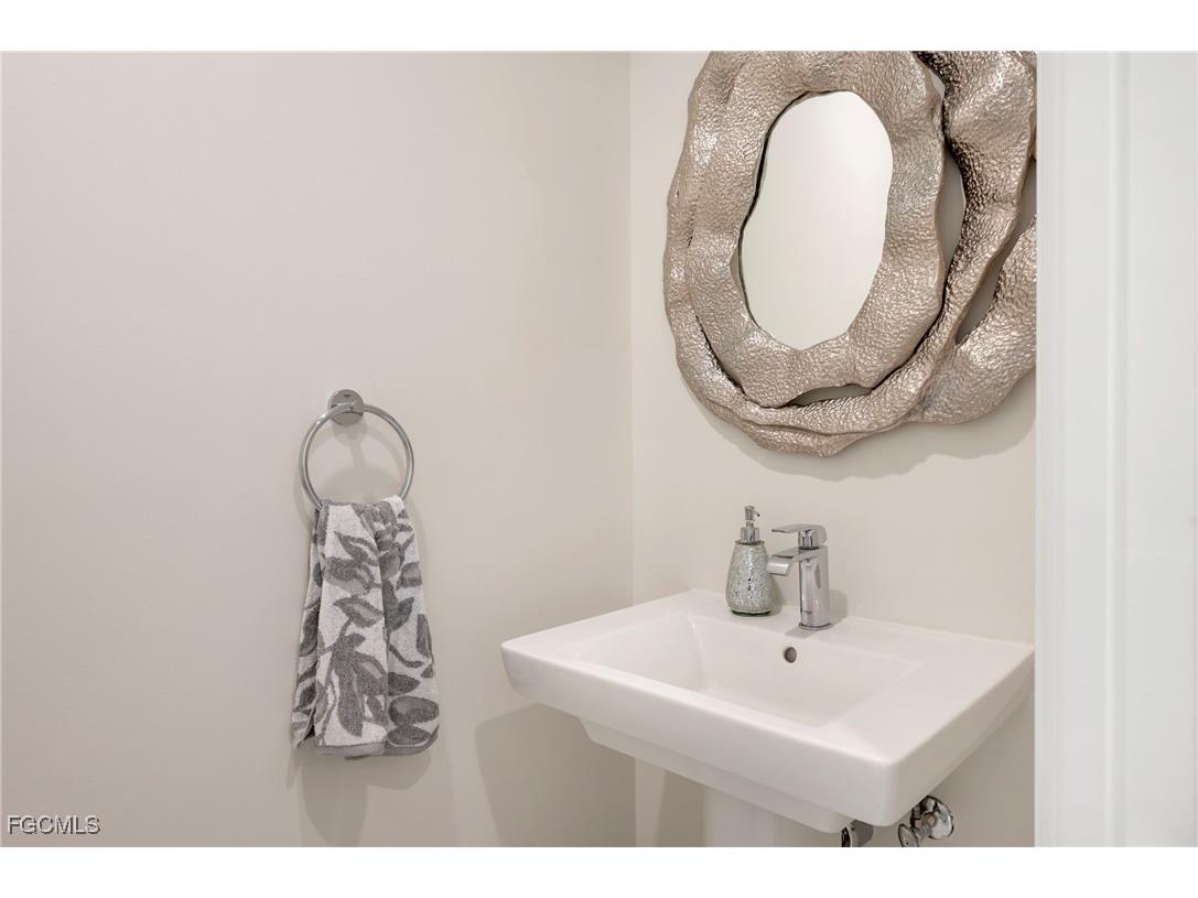 1115 Central Avenue #252 Naples FL 34102 2025022344 image12