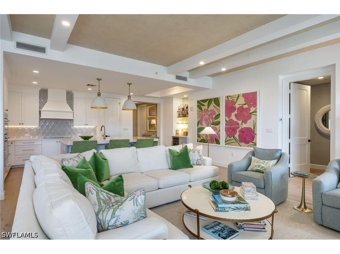 1115 Central Avenue #456 Naples FL 34102 226022727 image1