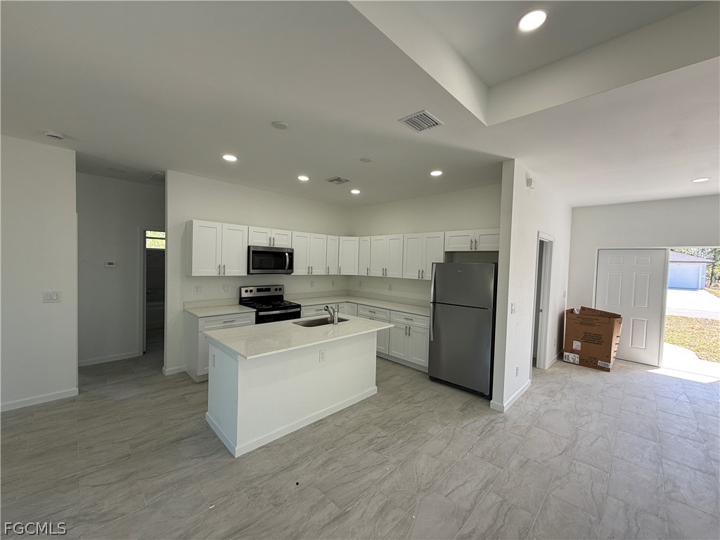 1115 Cove Street E Lehigh Acres FL 33974 2026013262 image4