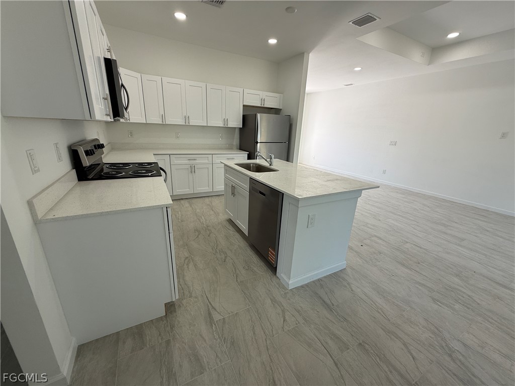 1115 Cove Street E Lehigh Acres FL 33974 2026013262 image6