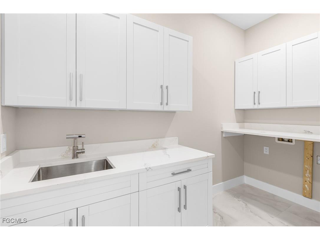 1115 NW 25th Avenue Cape Coral FL 33993 2025025093 image17