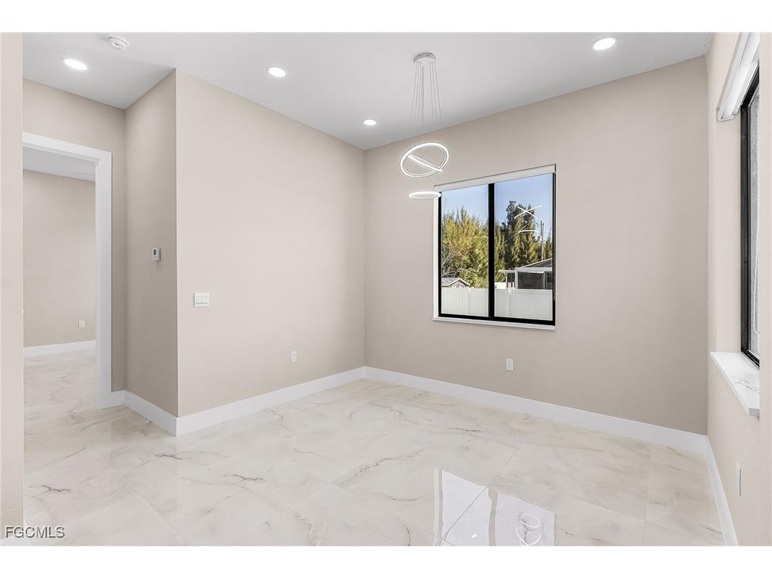 1115 NW 25th Avenue Cape Coral FL 33993 2025025093 image18