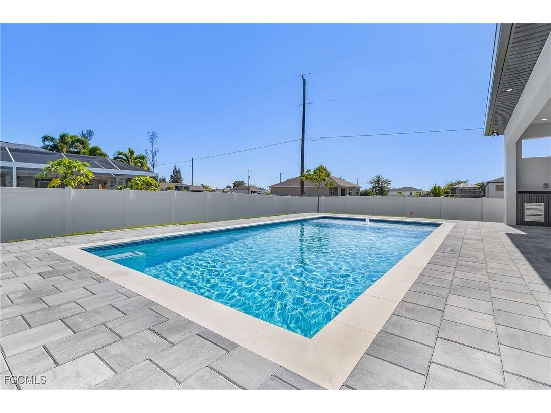 1115 NW 25th Avenue Cape Coral FL 33993 2025025093 image32