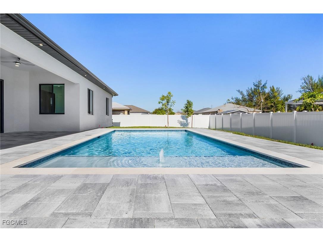 1115 NW 25th Avenue Cape Coral FL 33993 2025025093 image35
