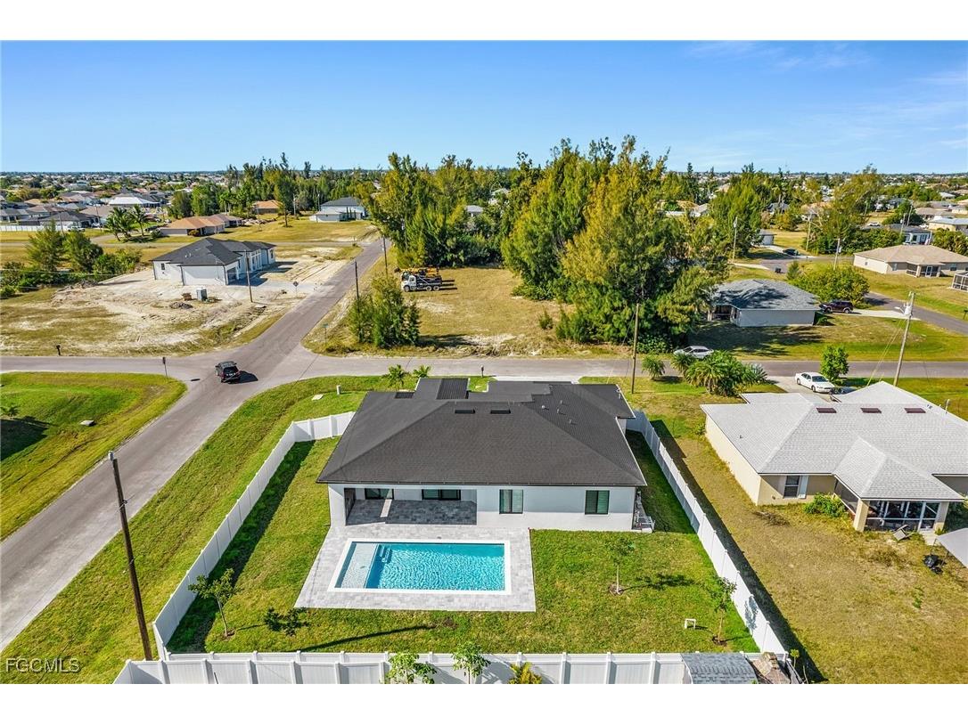 1115 NW 25th Avenue Cape Coral FL 33993 2025025093 image38