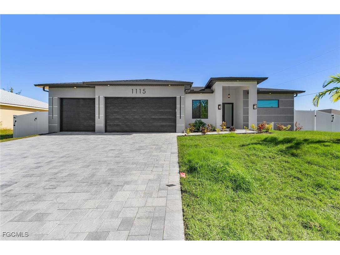 1115 NW 25th Avenue Cape Coral FL 33993 2025025093 image4
