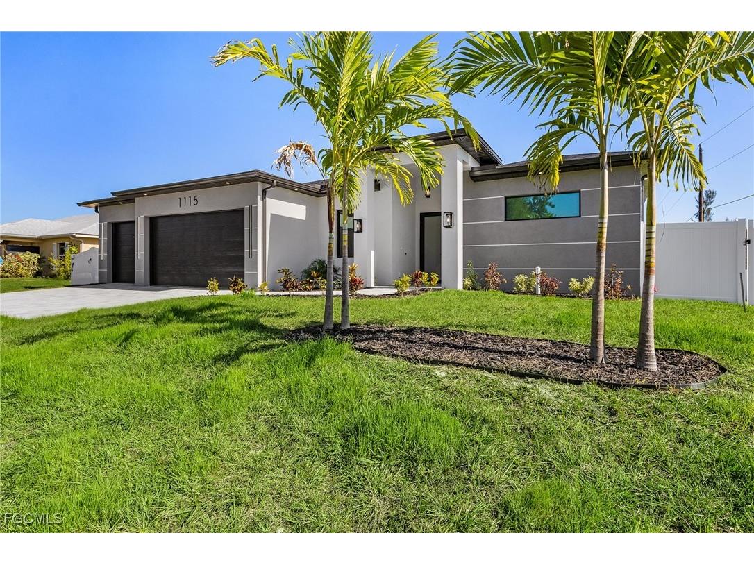 1115 NW 25th Avenue Cape Coral FL 33993 2025025093 image5