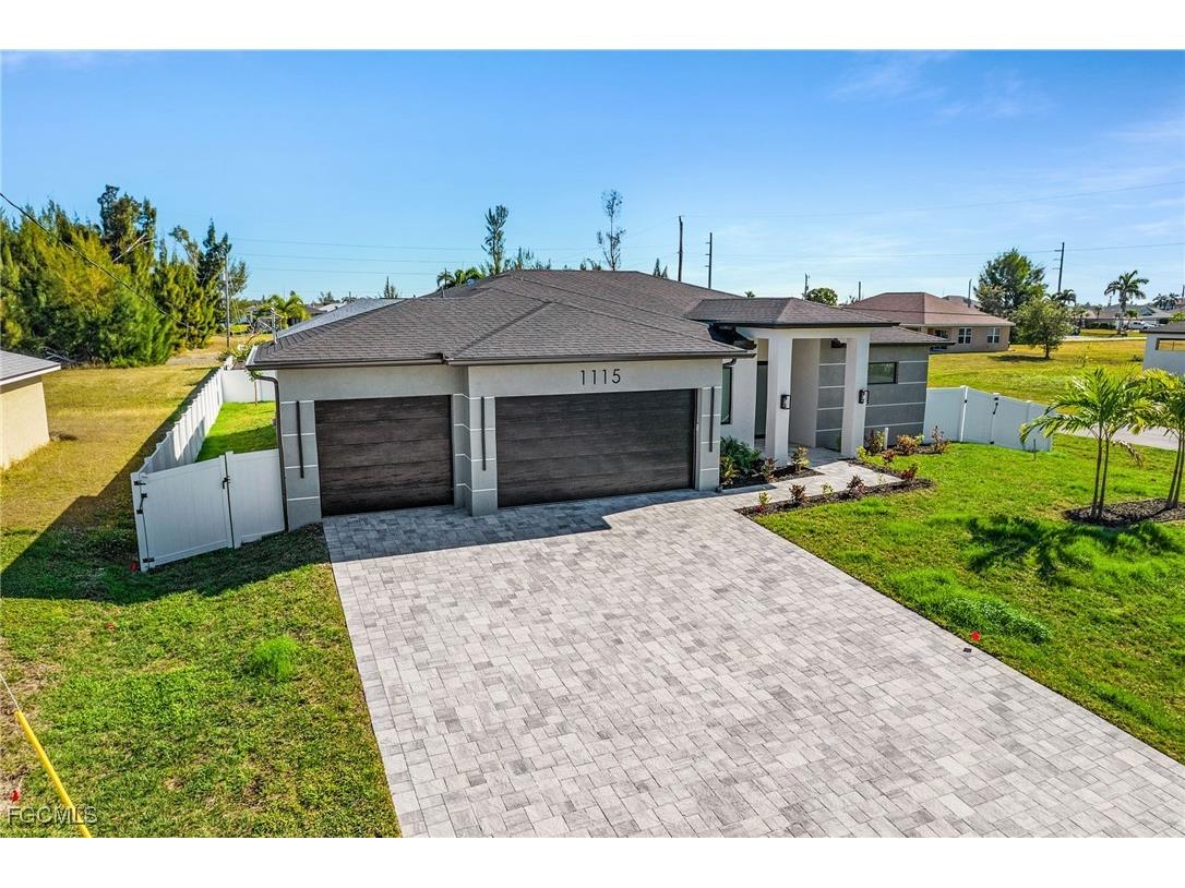 1115 NW 25th Avenue Cape Coral FL 33993 2025025093 image6