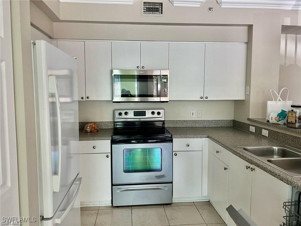 1115 Reserve Court #2-201 Naples FL 34105 225080091 image11