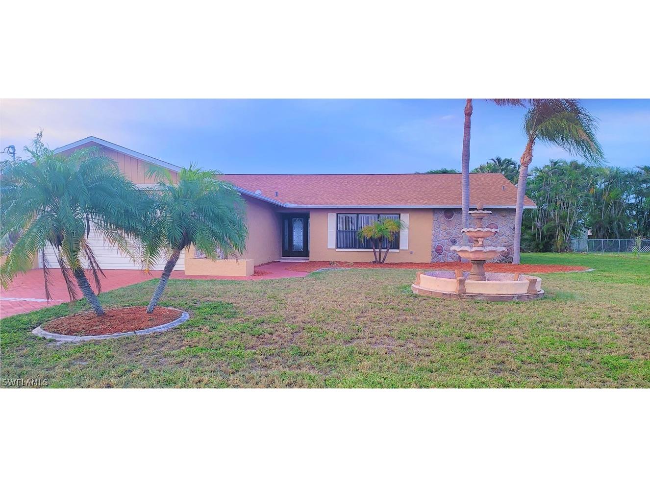 1115 SE 30th Terrace Cape Coral FL 33904 224037388 image1