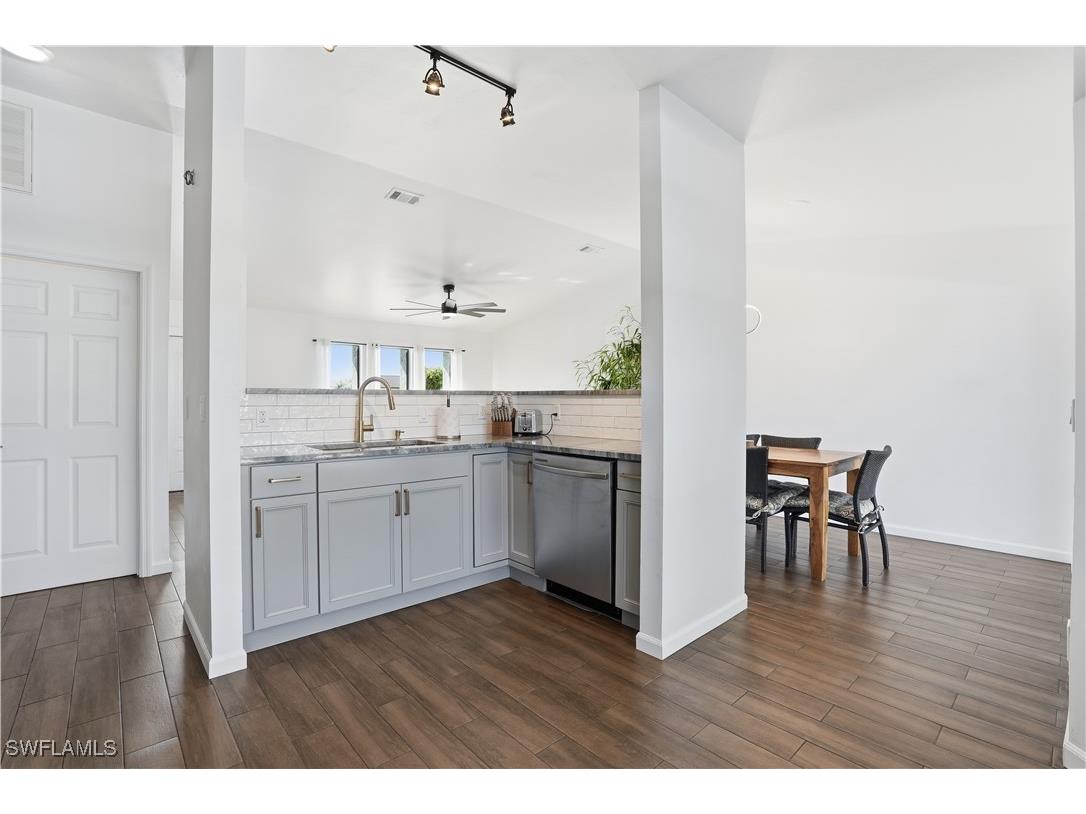1115 SW 42nd Street Cape Coral FL 33914 225079405 image12