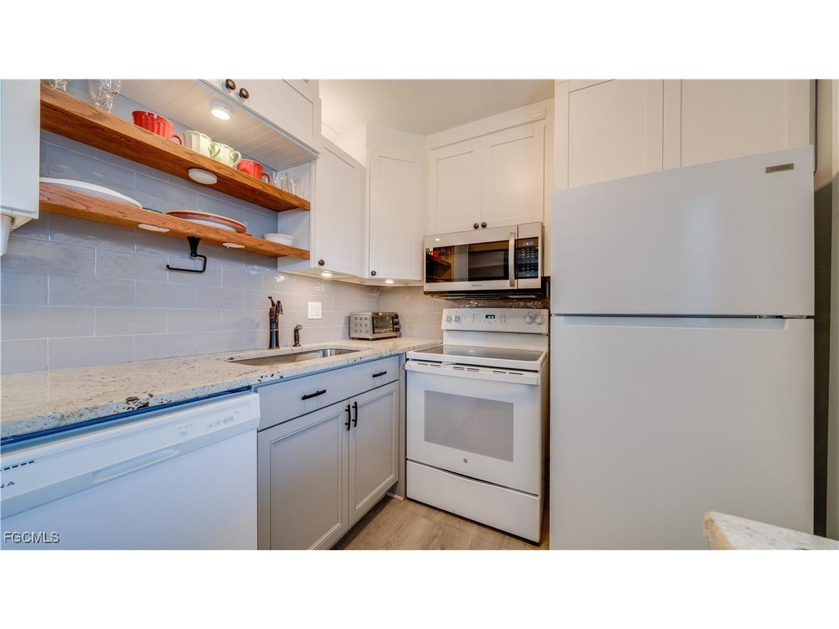 1115 Tropic Terrace #FL North Fort Myers FL 33903 2025022616 image1