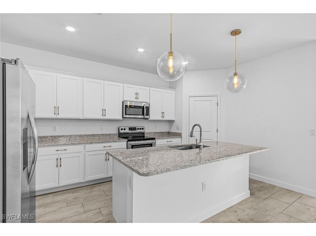 11151 Timber Creek Drive Fort Myers FL 33913 225057983 image6