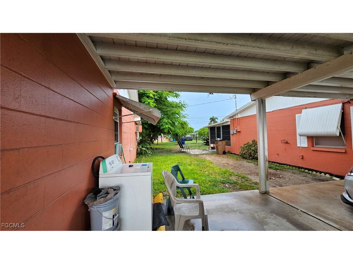 1116 Broad Street N Lehigh Acres FL 33936 2025006904 image4