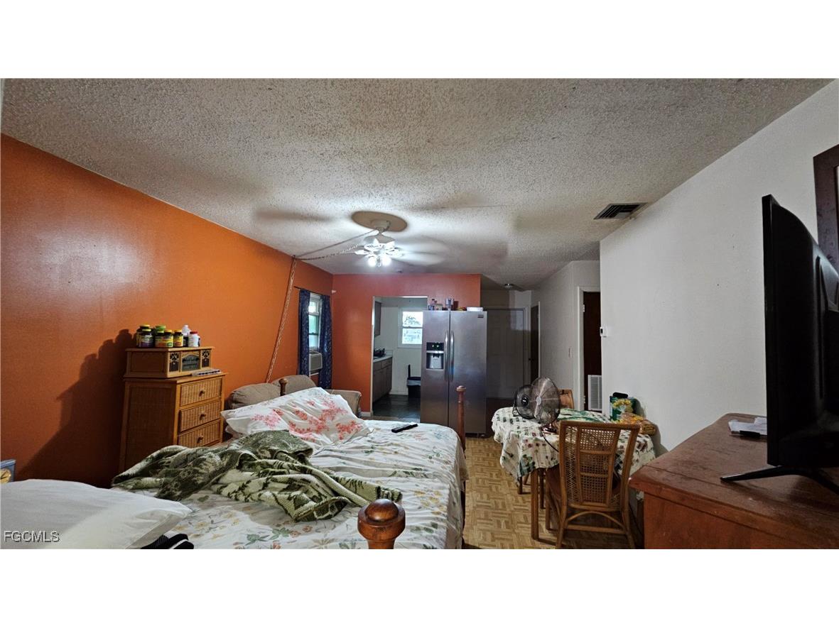 1116 Broad Street N Lehigh Acres FL 33936 2025006904 image6