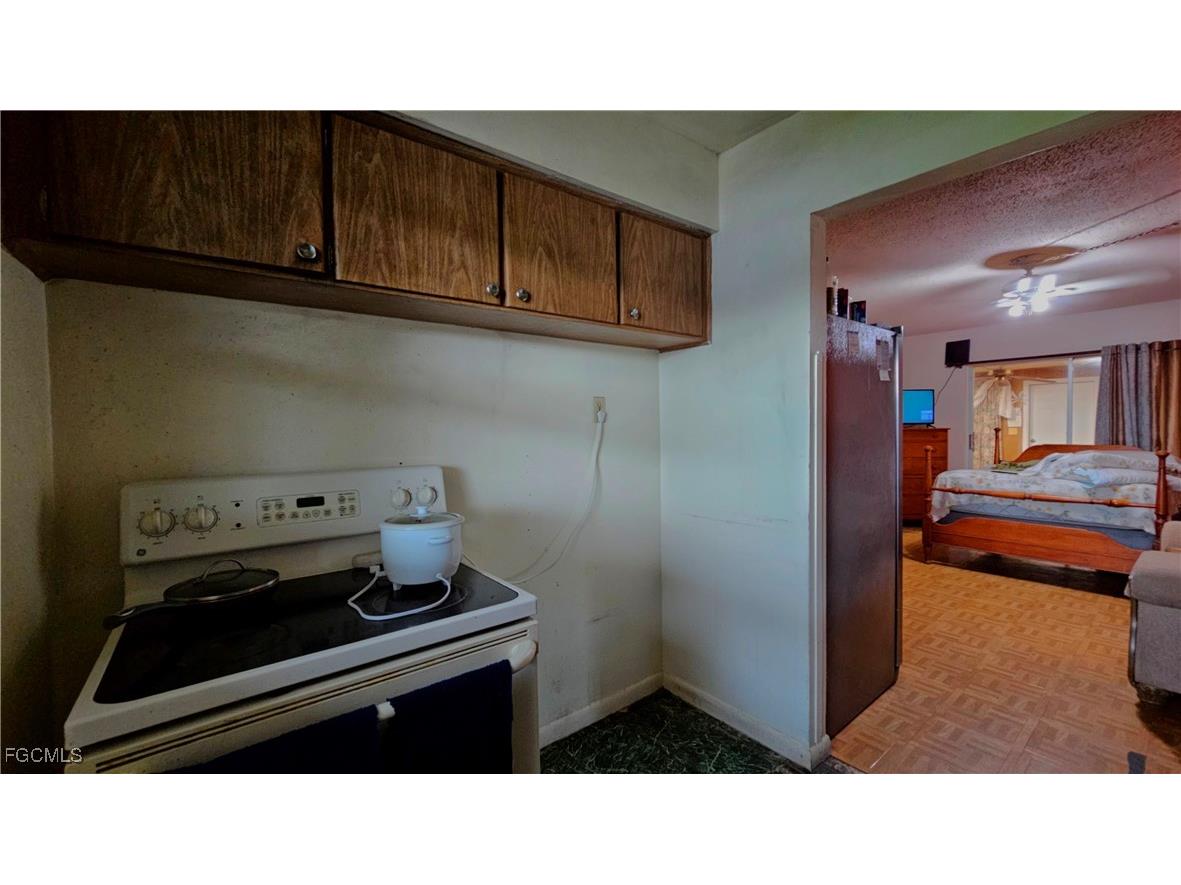 1116 Broad Street N Lehigh Acres FL 33936 2025006904 image8