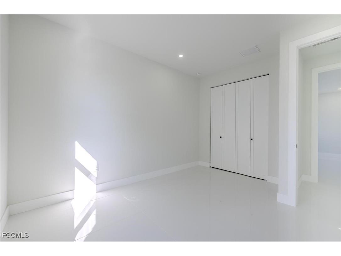 1116 NW 21st Place Cape Coral FL 33993 2026001985 image18