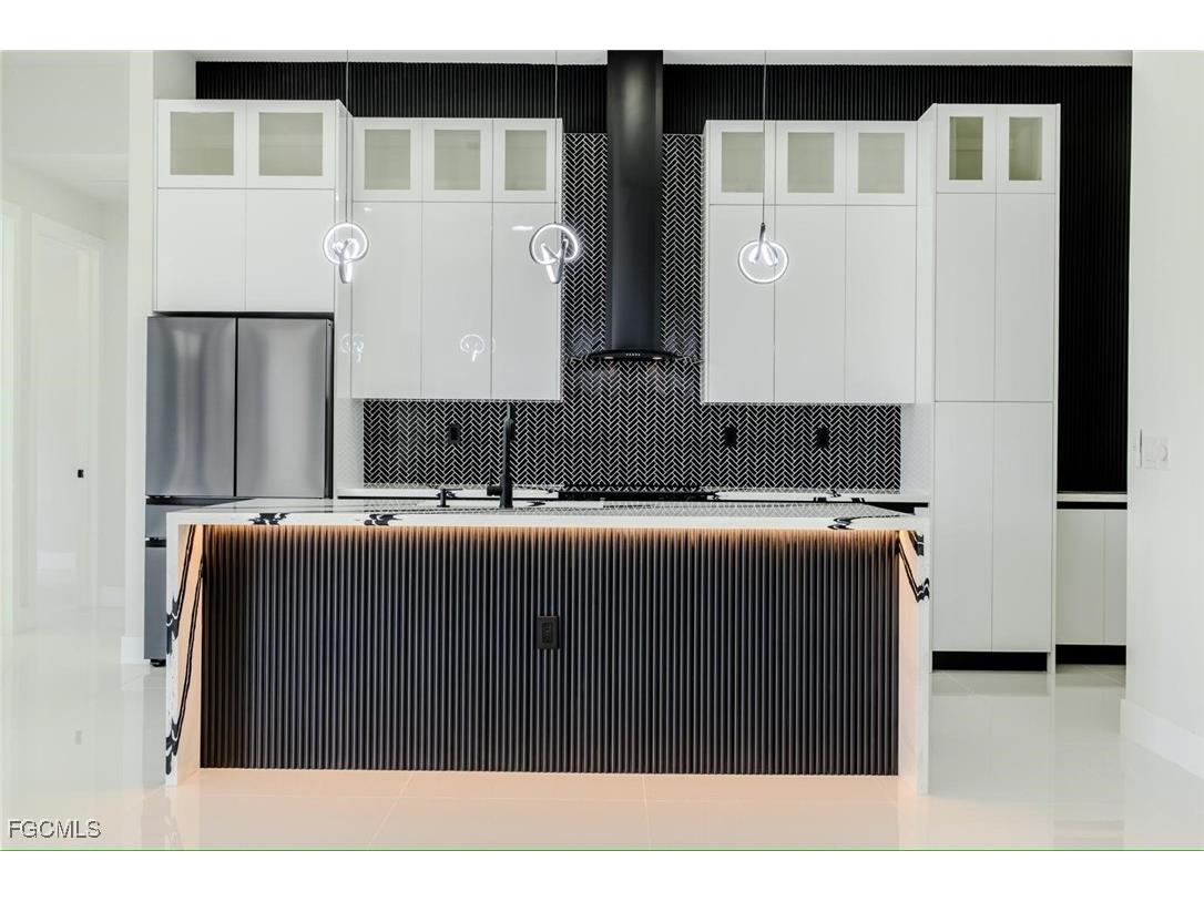 1116 NW 21st Place Cape Coral FL 33993 2026001985 image5